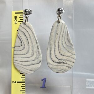 #164- Chic Silver and White Patterned Earrings